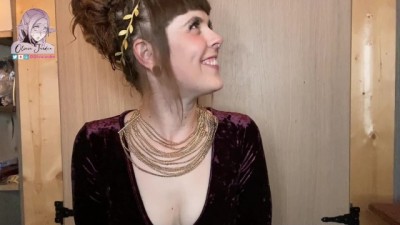 Naughty Queen Gets Throat-Fucked by Her Loyal Knight