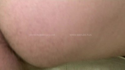 Jaw-Dropping Anal Creampie Action: Freaky Sidesplits and Barstool Bonanza