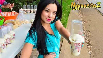 MamacitaZ - Sexy Street Vendor Desires Sex