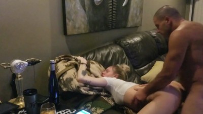 Skinny Teen get Fucked Hard by a Muscular Guy with a Huge Cock (+18)