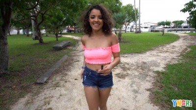 YNGR - Brunette woman wants sex while walking in the park
