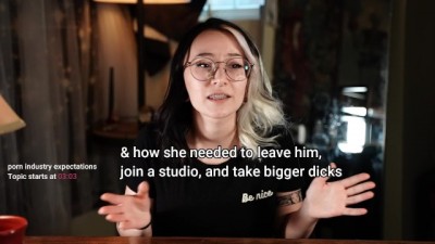 BigTittyGothEgg - Horny Girl Let's Talk Size