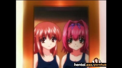 Two lesbian Girls Play in the Shower - Hentai XXX
