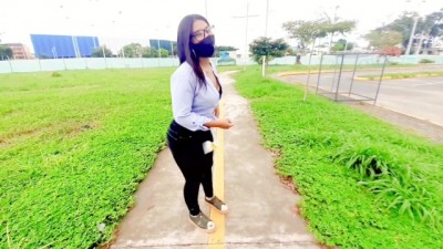 I Give Young Nalgona 100 Dollars in the Public (+18)
