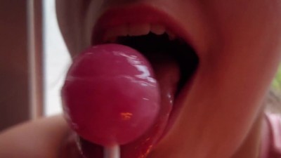PeyytonC - Watch me Suck my Lollipop