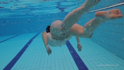 Katy Soroka hairy teen underwater (+18)