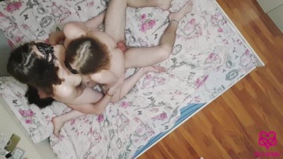 Poly-amory - Hot teen 3some (+18)