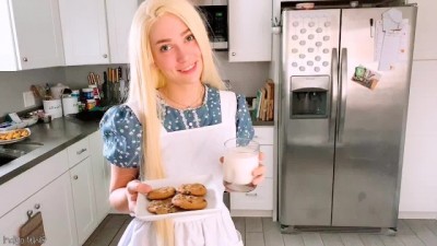 The Blonde Teenager Comforted Herself Masturbatıon (+18)