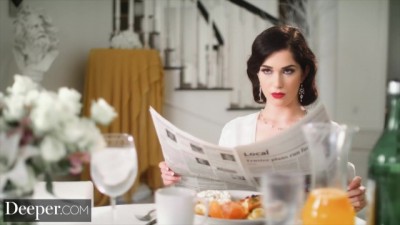 Evelyn Claire Relives the Ecstasy That Was the Night Before