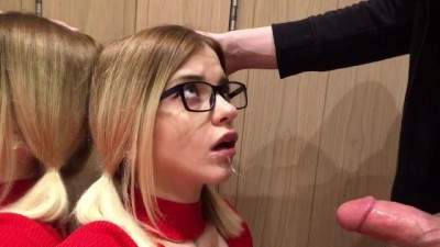 Sweet babe loves sucking cock in dressing room
