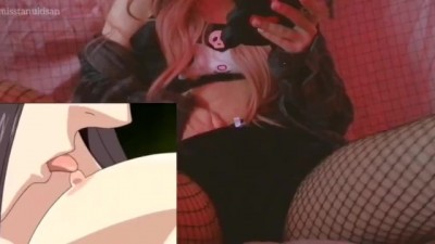 Amateur masturbs her pussy watching lesbian hentai strapon