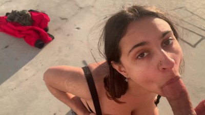 indian babe blowjob in the street