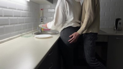 Curvy MILF Gets Pounded in the Kitchen