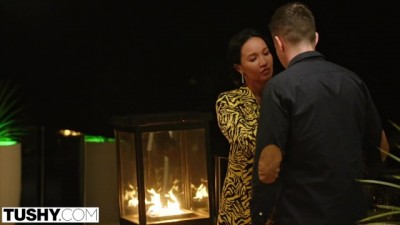 Anal-Obsessed Baddie Goes Wild in Intense TUSHY Session