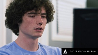 Late-Night Office Lust: Horny Teen Seduces Coworker for Sneaky Sexalicious Encounter (+18)