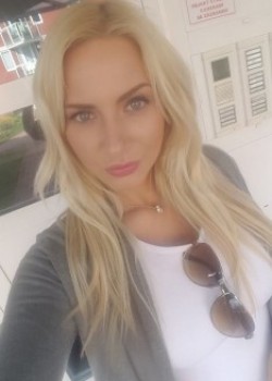 Nathaly Cherie